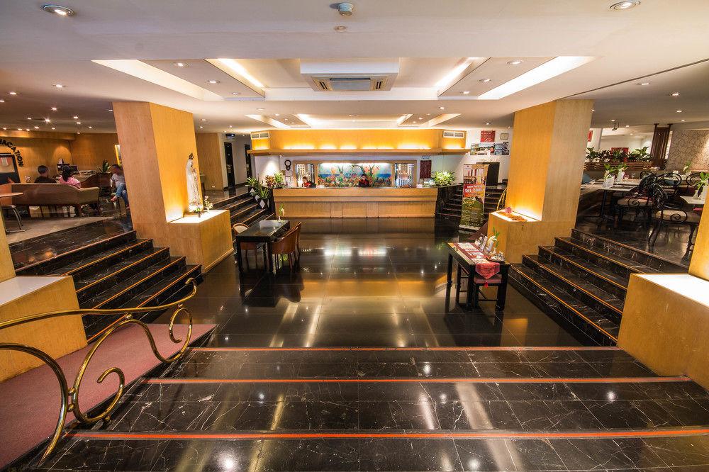 Tai Pan Hotel - Sha Plus Certified Bangkok Exteriör bild