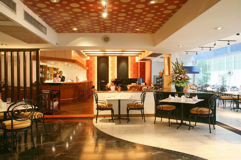 Tai Pan Hotel - Sha Plus Certified Bangkok Exteriör bild